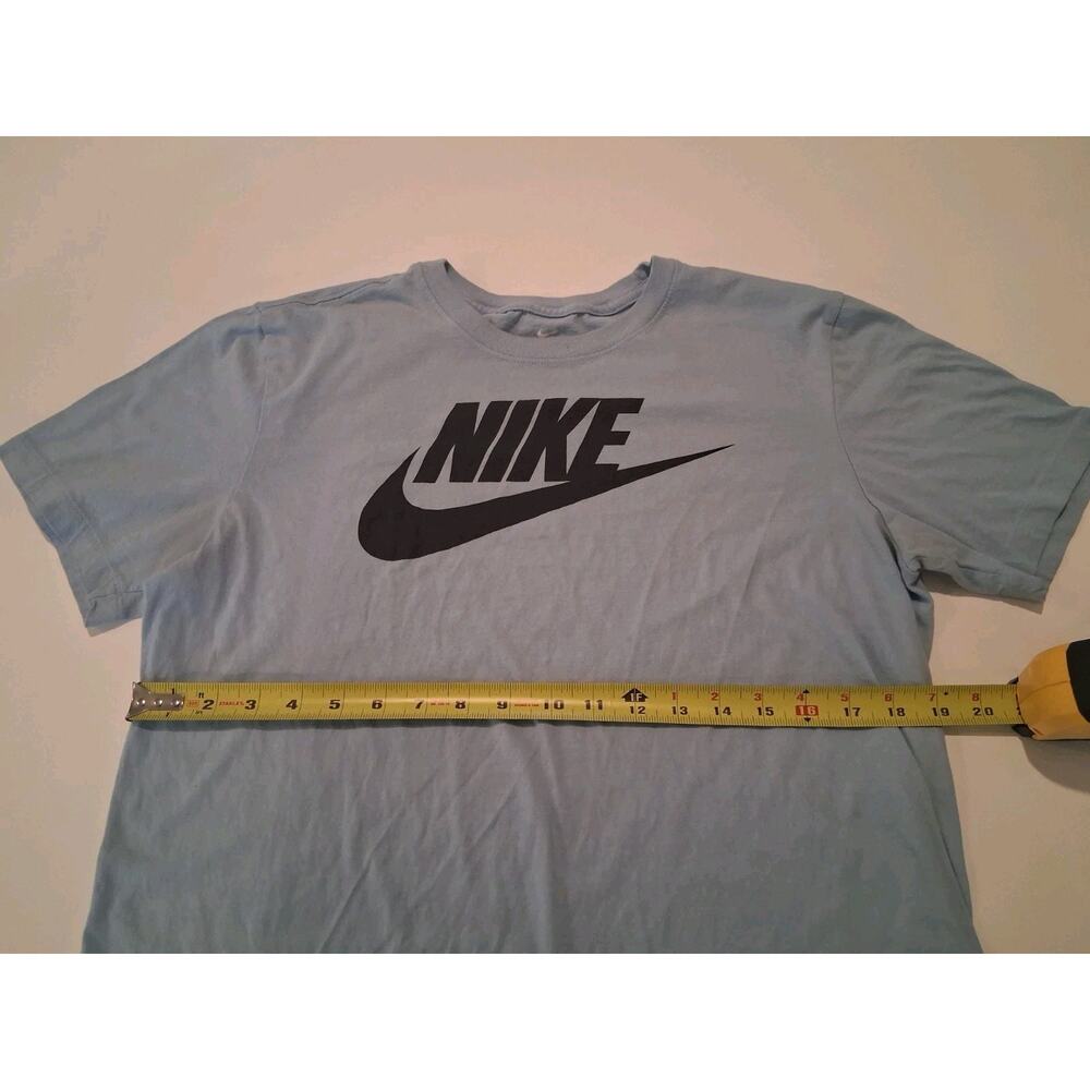 Nike "The Nike Tee" Men's Size M Blue Short Sleeve Graphic T-Shirt Crew Neck - Picture 6 of 8